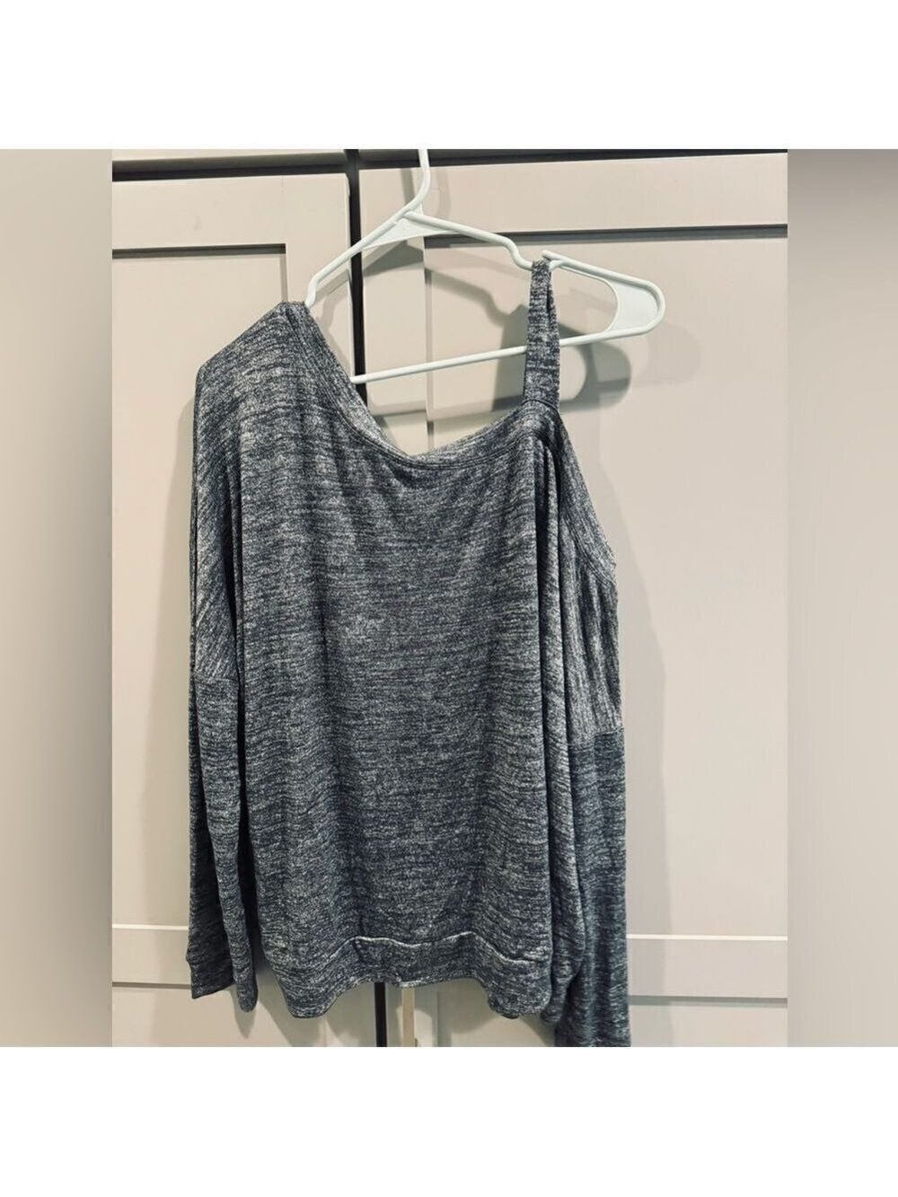 Market and Spruce. Xl. Gray - Picture 5 of 5